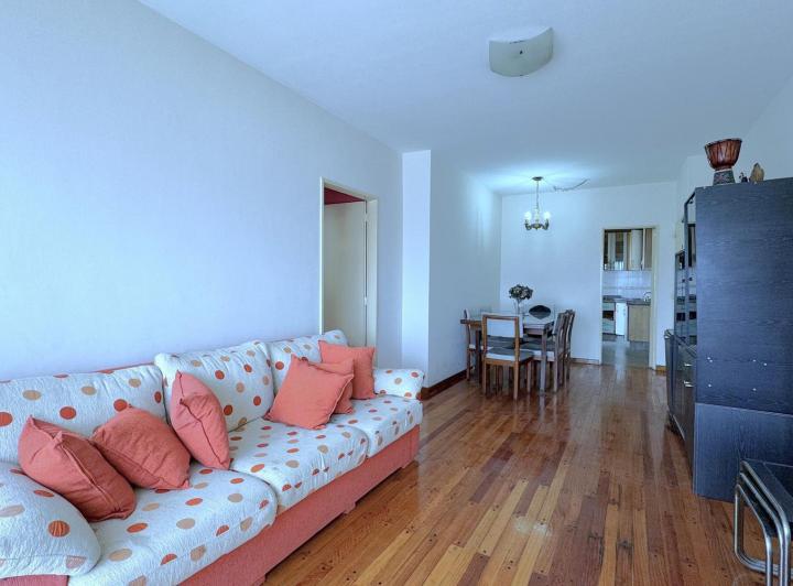 Departamento · 77m² · 4 Ambientes