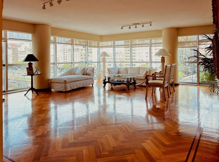 Departamento · 235m² · 4 Ambientes · 2 Cocheras