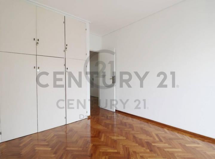 Departamento · 140m² · 5 Ambientes · 1 Cochera
