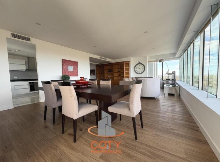 Departamento · 171m² · 4 Ambientes · 1 Cochera