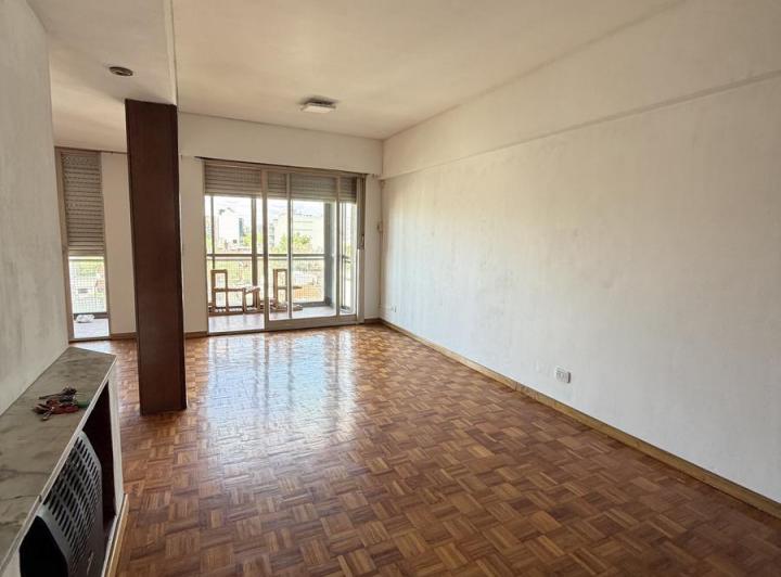 Departamento · 75m² · 4 Ambientes · 1 Cochera