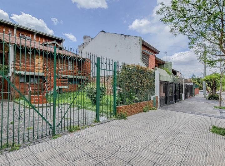 Casa · 314m² · 5 Ambientes · 2 Cocheras