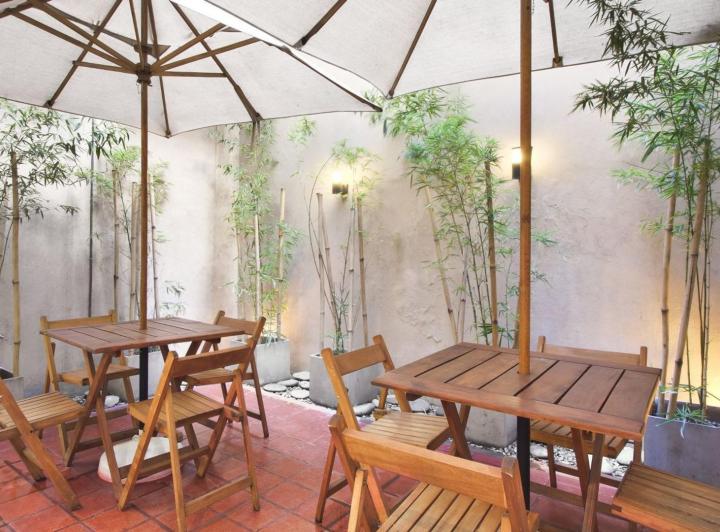 Casa · 1700m² · 55 Ambientes · 5 Cocheras
