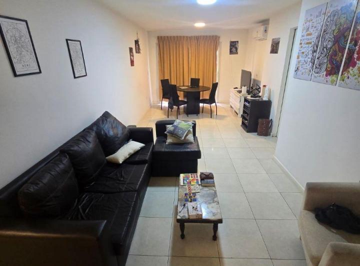 Departamento · 92m² · 6 Ambientes · 1 Cochera