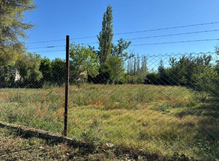 Terreno · 1679m²
