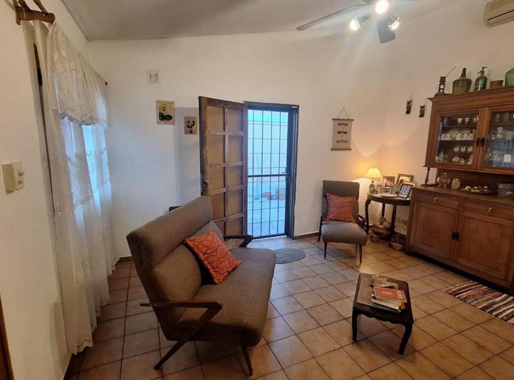 Casa · 150m² · 6 Ambientes · 1 Cochera