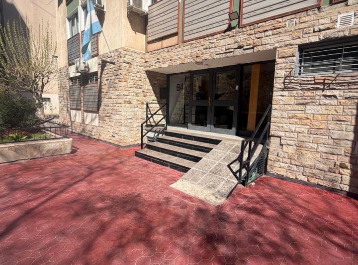 Departamento · 95m² · 6 Ambientes