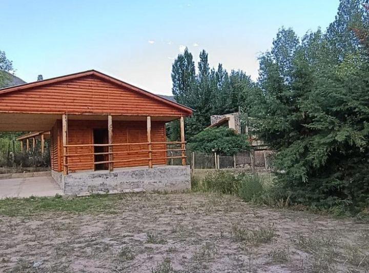 Casa · 114m² · 2 Ambientes · 1 Cochera