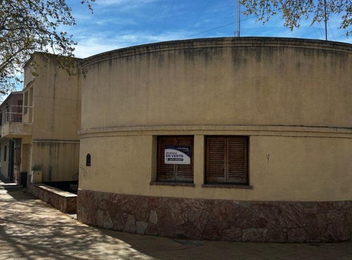 Casa · 140m² · 3 Ambientes · 1 Cochera