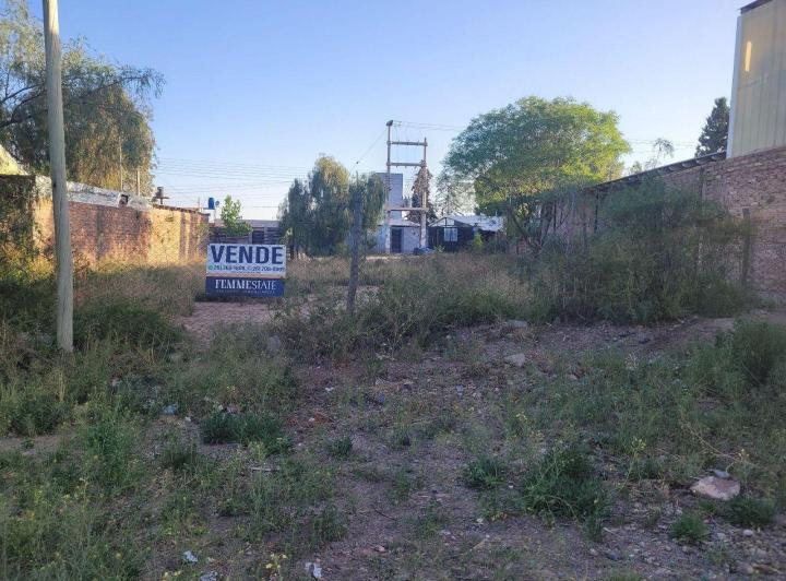 Terreno · 347m²