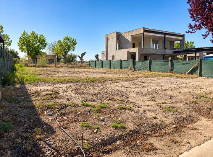 Terreno · 540m² · 2 Cocheras