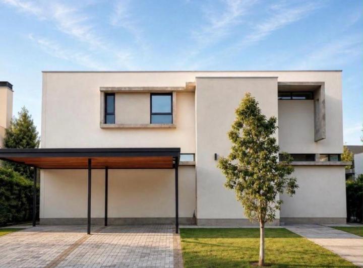 Casa · 151m² · 6 Ambientes · 2 Cocheras