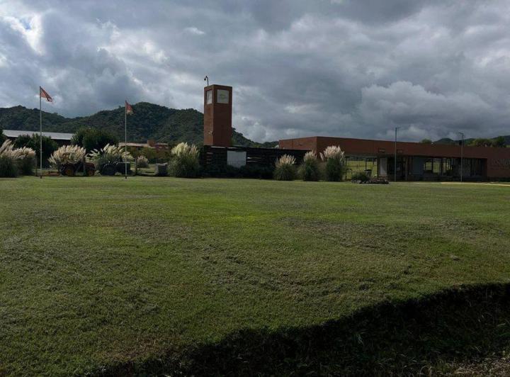 Terreno · 1299m²