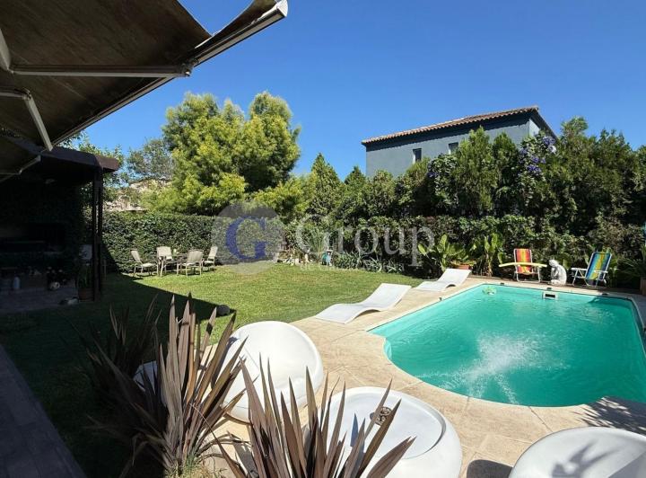 Casa · 151m² · 4 Ambientes · 1 Cochera