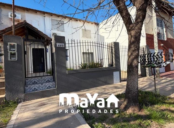 Casa · 100m² · 4 Ambientes · 1 Cochera