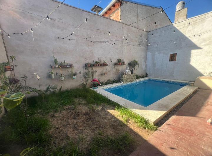 Casa · 66m² · 3 Ambientes · 1 Cochera