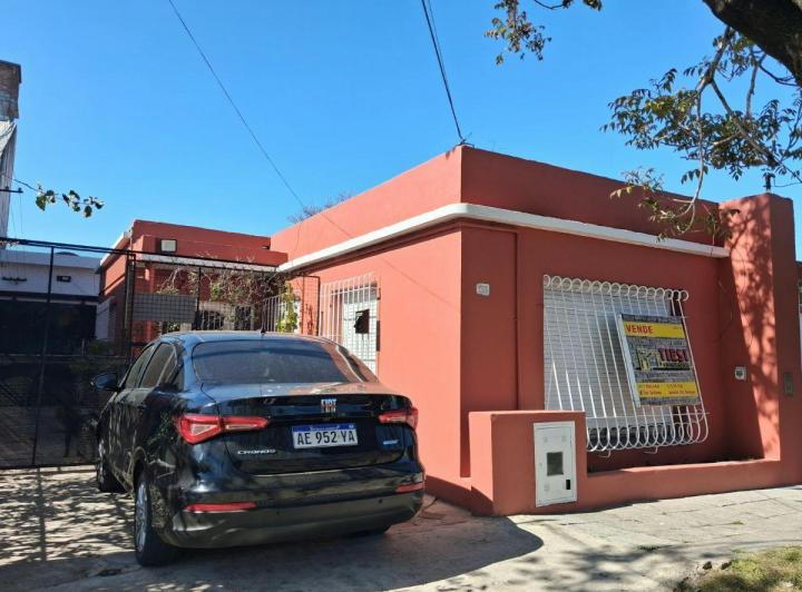 Casa · 200m² · 4 Ambientes