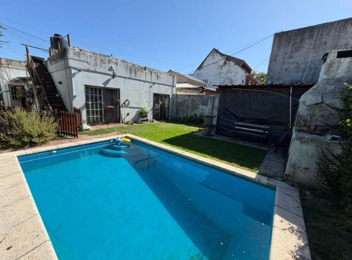 Casa · 187m² · 3 Ambientes · 1 Cochera