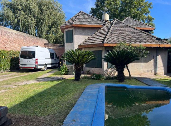 Casa · 156m² · 4 Ambientes · 2 Cocheras