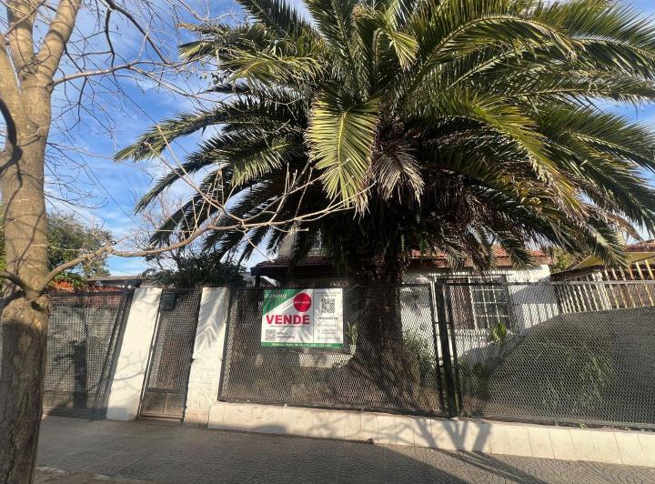 Casa · 200m² · 4 Ambientes · 1 Cochera