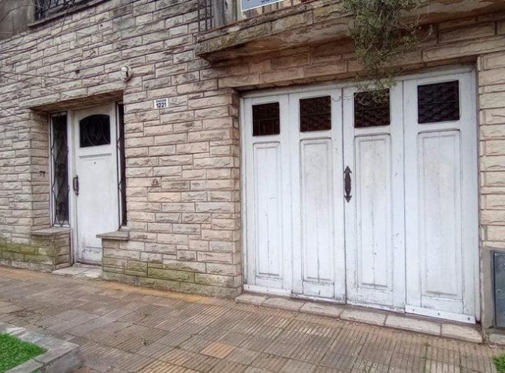 Casa · 100m² · 4 Ambientes · 1 Cochera