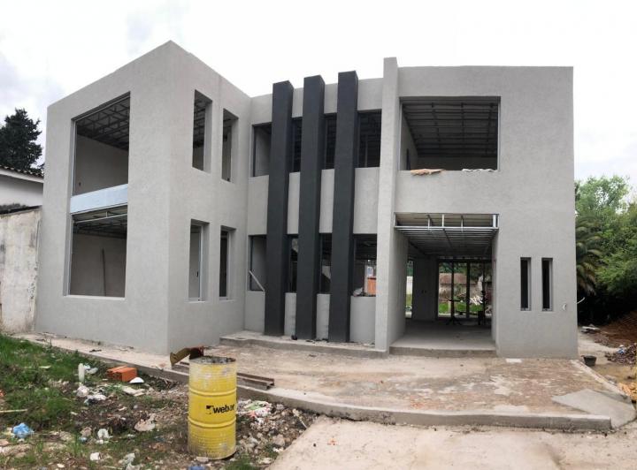 Casa · 400m² · 5 Ambientes
