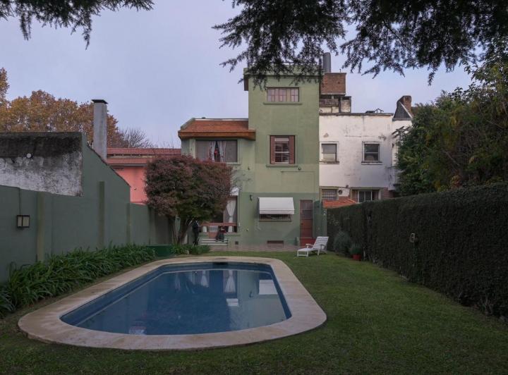 Casa · 309m² · 4 Dormitorios · 1 Cochera