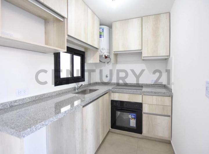 Departamento · 42m² · 2 Ambientes · 1 Cochera