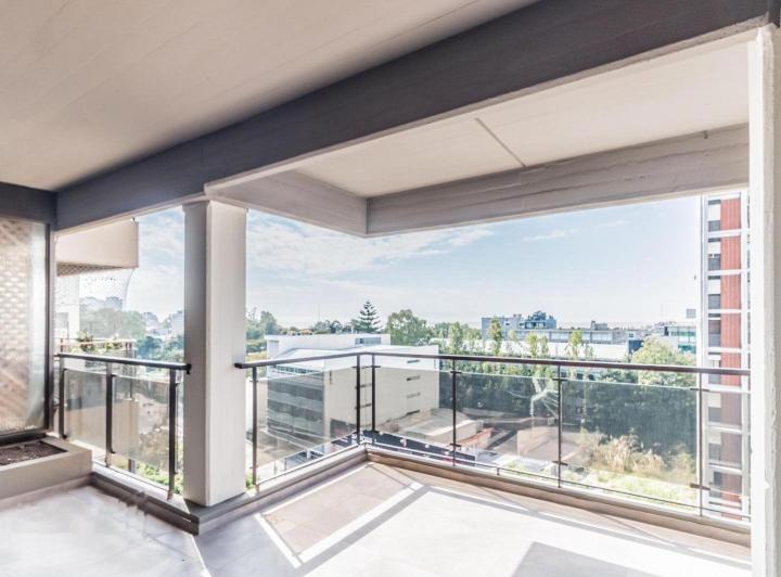 Departamento · 180m² · 5 Ambientes · 2 Cocheras