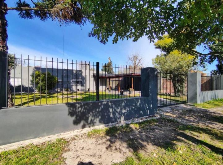 Casa · 115m² · 6 Ambientes · 1 Cochera