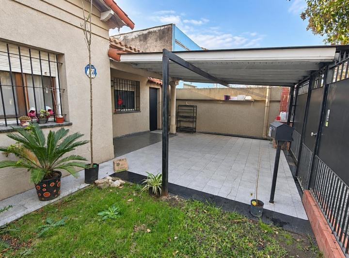 Casa · 140m² · 3 Ambientes · 1 Cochera