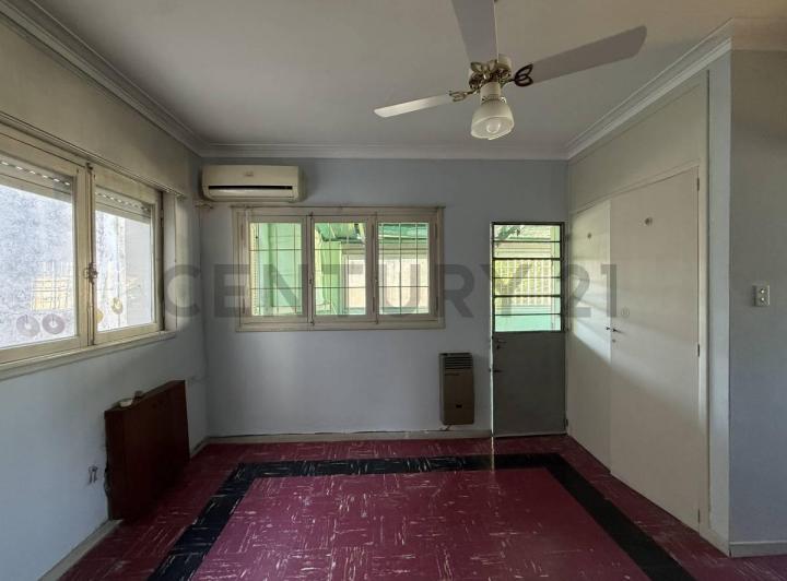 Casa · 71m² · 6 Ambientes