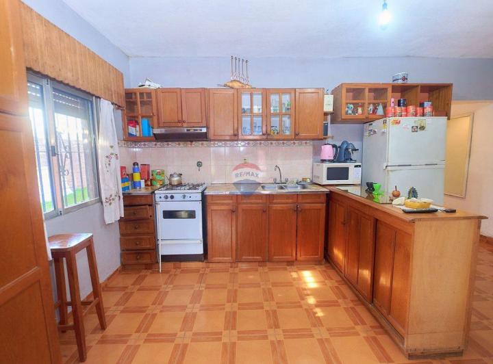 Casa · 90m² · 4 Ambientes · 1 Cochera