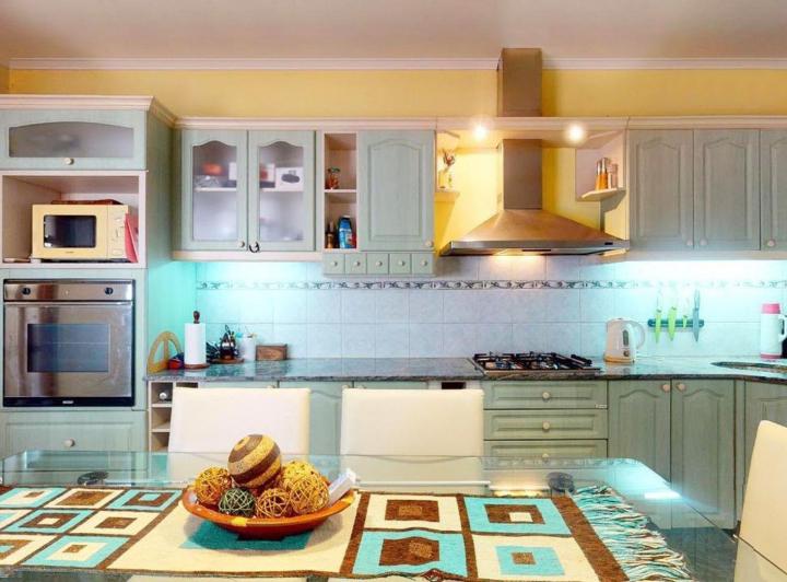 Casa · 236m² · 5 Ambientes · 1 Cochera