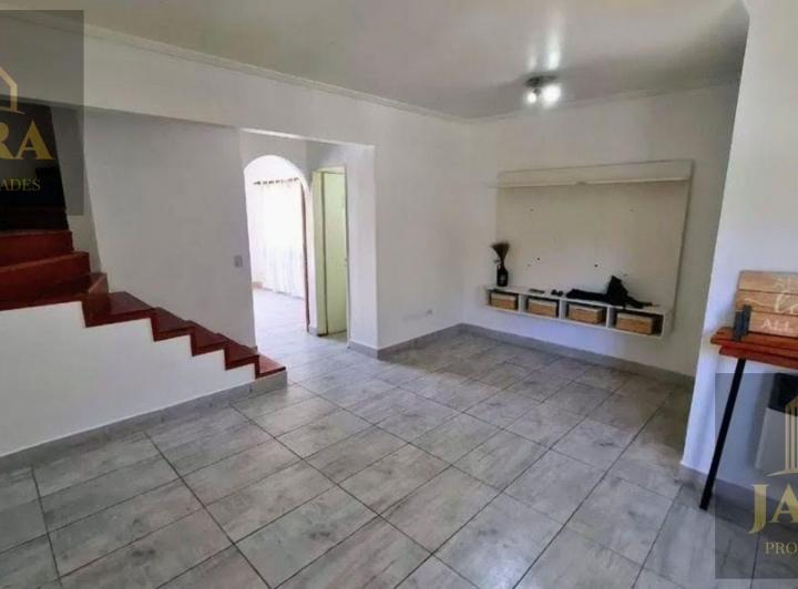 Casa · 108m² · 3 Ambientes · 1 Cochera
