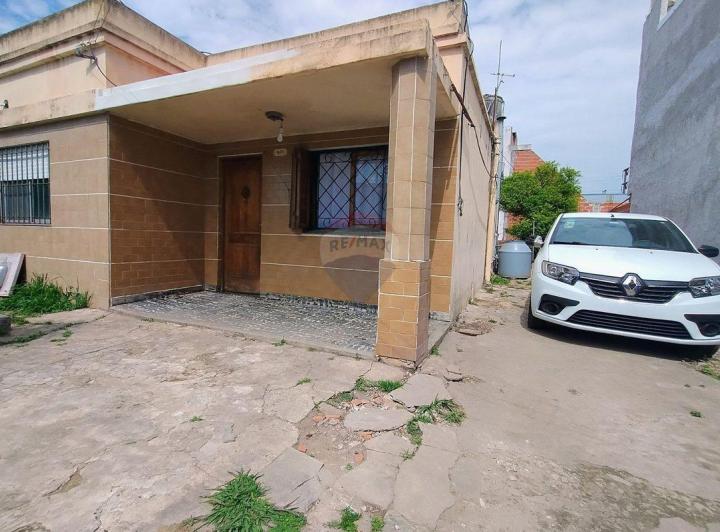 Casa · 56m² · 3 Ambientes · 1 Cochera