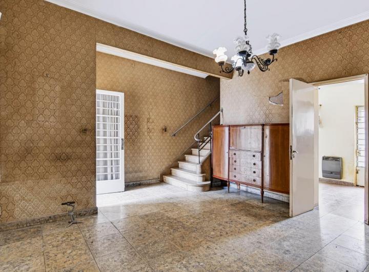 Casa · 270m² · 4 Ambientes · 1 Cochera
