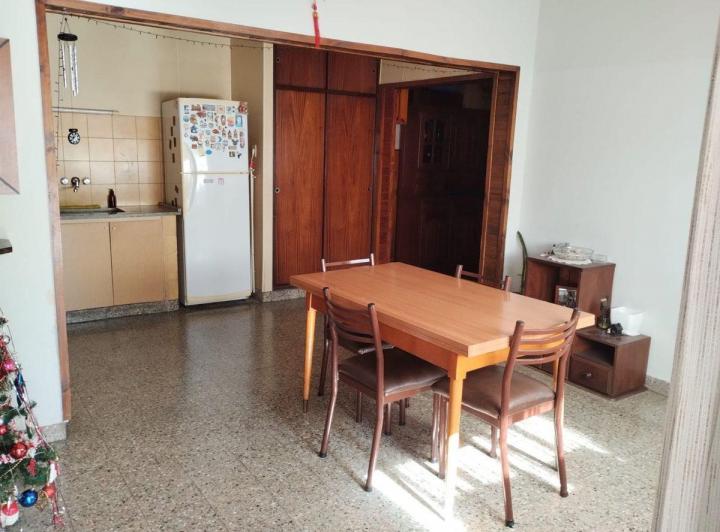 Casa · 263m² · 3 Ambientes · 1 Cochera