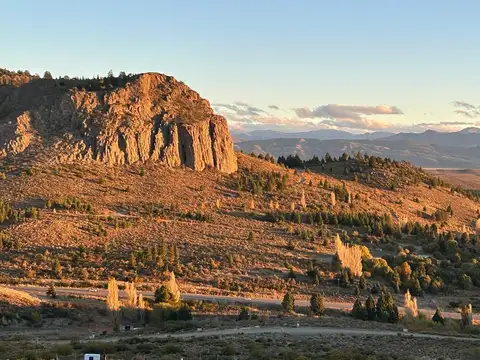 Lote con vista plena en barrancas de dina huapi
