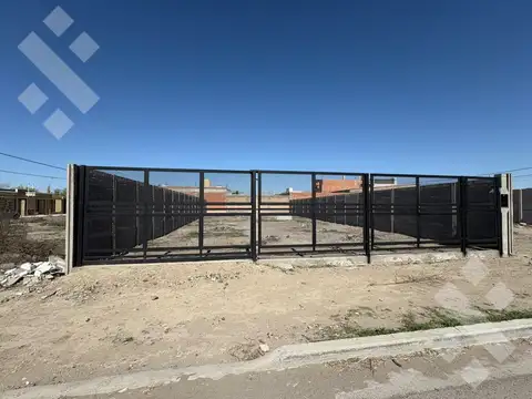 Alquiler terreno cerrado - 300 m2 - bº garcía bayón