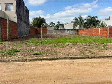 Terreno espejo y chajari