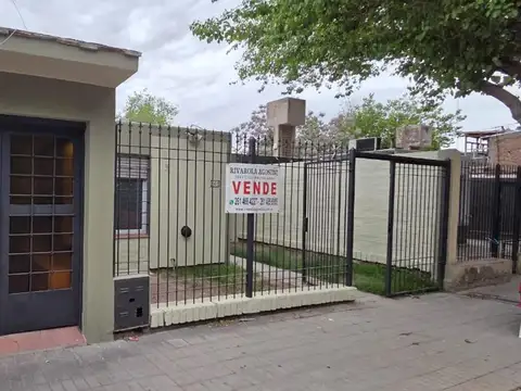 Casa en barrio cirsubdoz - las heras