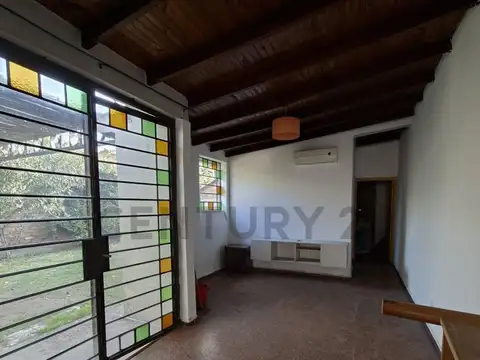 C21 inmoandes vende casa en b° viajantes - dorrego