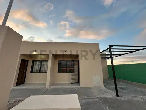 Casa en venta barrio pinar del sol ix