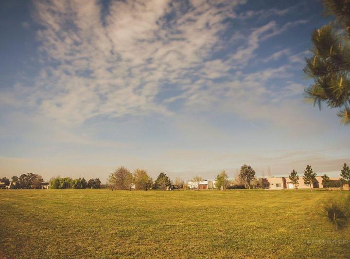 Terreno · 2325m²