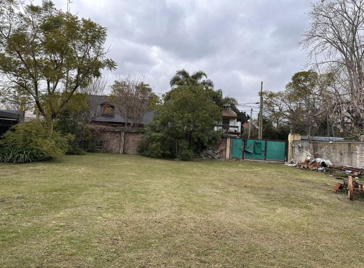 Terreno · 560m²