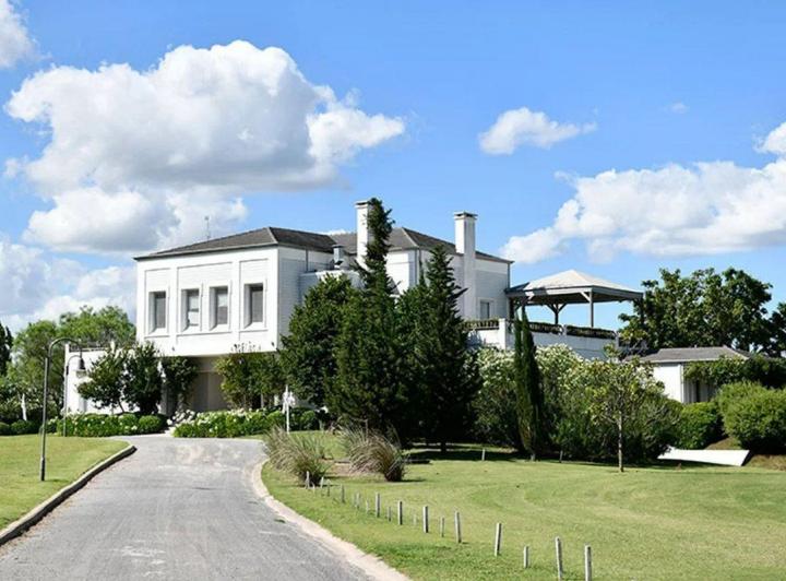 Terreno · 2132m²
