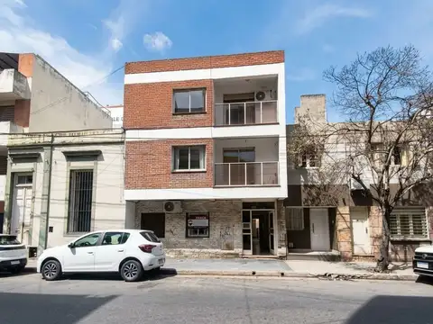 Venta departamento en alberdi_ excelente ubicacion