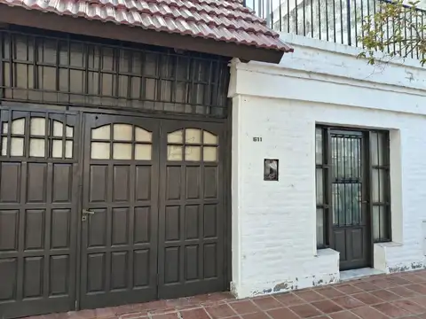 Se vende casa 1 dormitorio b guemes villa maria