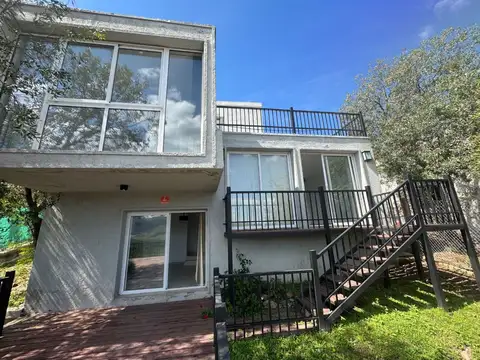 Venta casa 2 dormi a estrenar sierra nueva